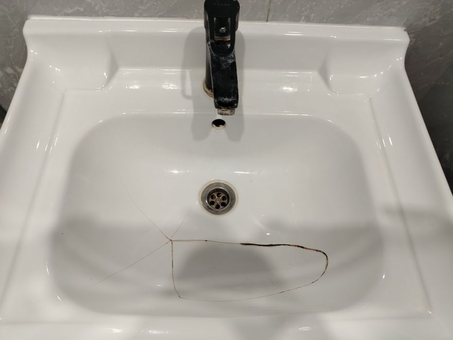 Продам раковина и смеситель