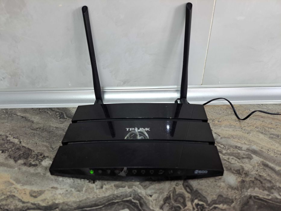 Wi-Fi роутер TP-LINK TL-WDR3500
