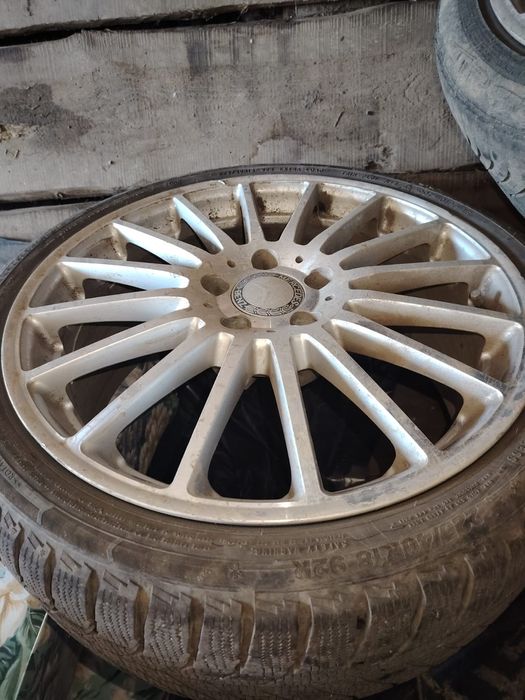 Продам дики R18 в комплекте с резиной