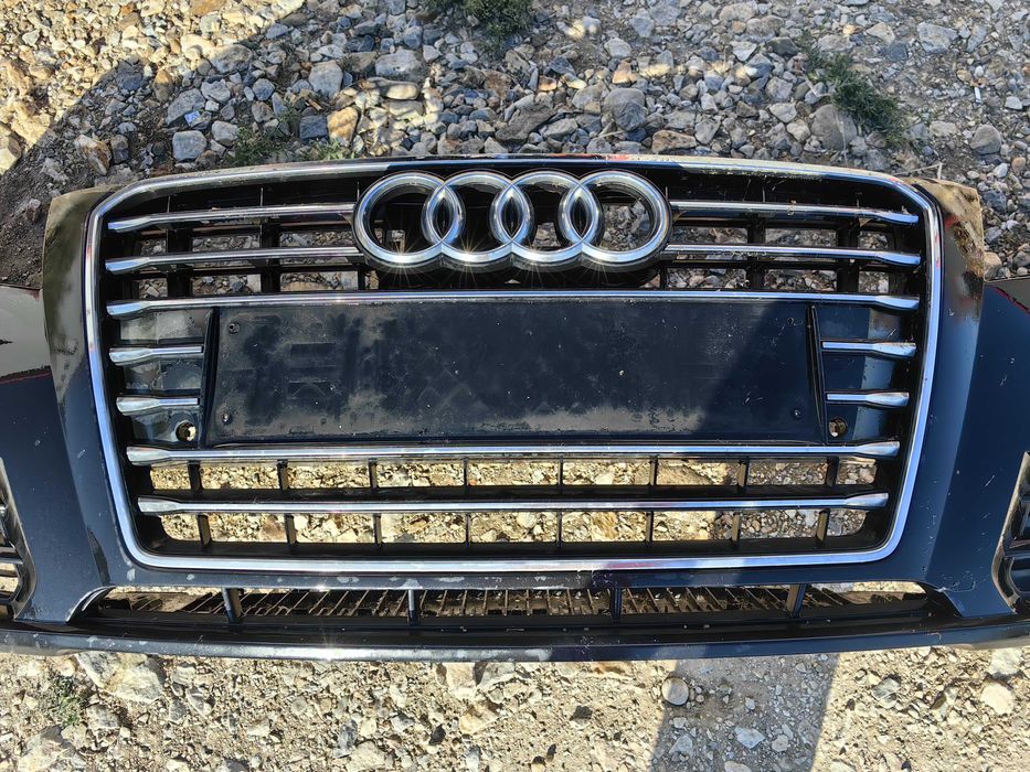 Audi A7 4G 2011-2015 предна броня с решетка