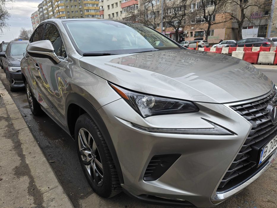 LEXUS NX 300H 4x4 Plafon Panoramic