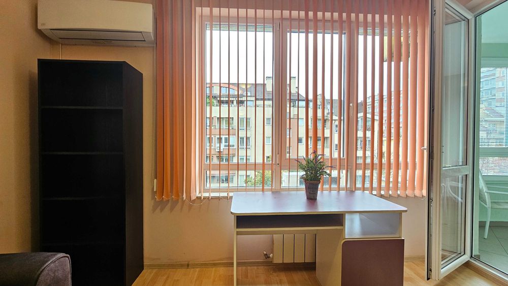 Дава се под наем Двустаен апартамент в София, Красно село - 70 кв.м за 630 € - Снимка #3