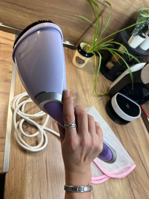 Вертикална ютия на пара Philips