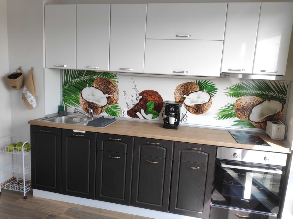 Дава се под наем Тристаен апартамент в Варна, Централна поща - 97 кв.м за 765 € - Снимка #2