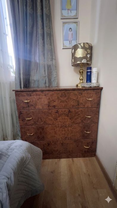 Продам спальный гарнитур