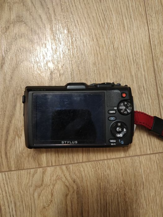 Aparat foto Olympus Tg-4