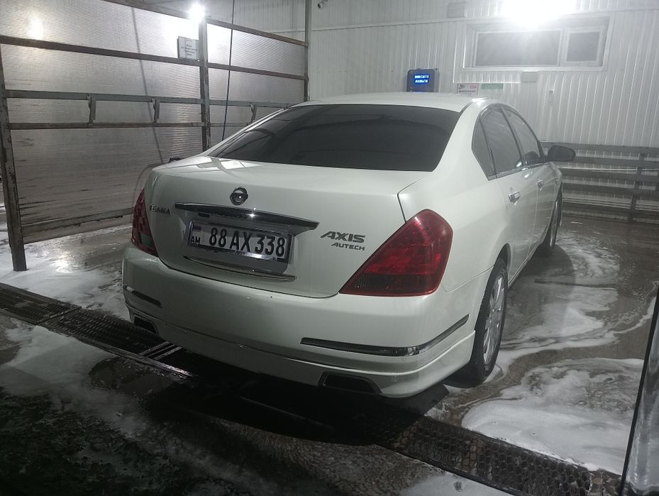 Продам ниссан тиана