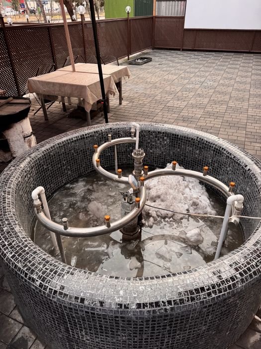 продается фонтан, конструкция из нержавейки, б/у в рабочем состаянии