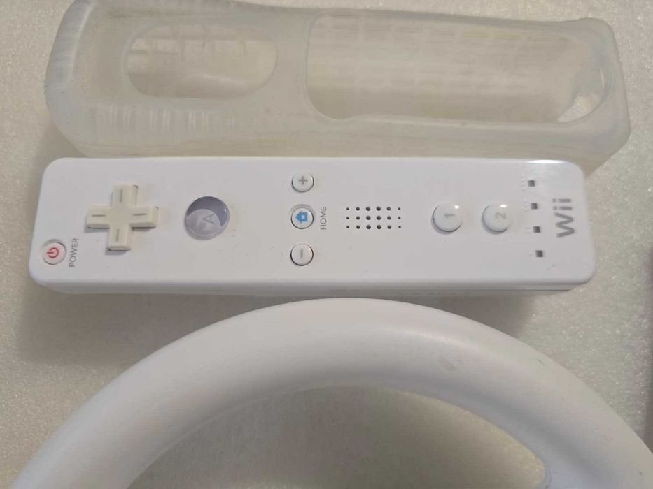 Kit Controller Nintendo Wii RVL-003, huse + 2 x Volan, curele prindere