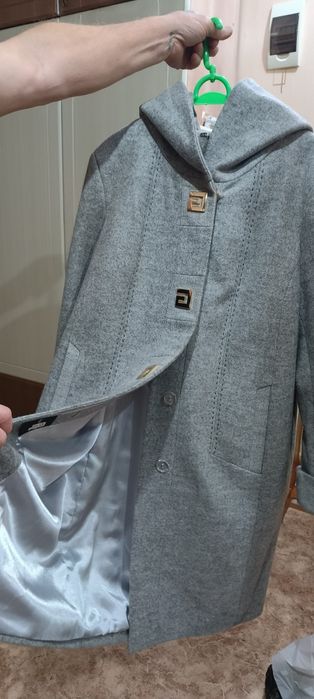 Пальто демисизонное