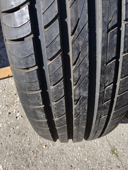 2 бр. летни гуми 235/70/16 Debica SUV 7 mm DOT 1018