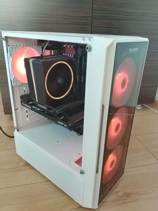 Gaming PC - Intel i5-10600KF - RX 6600 XT - 16GB RAM 3200Mhz