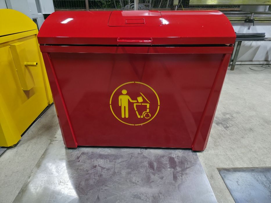 Мусорный контейнер Musorni bak