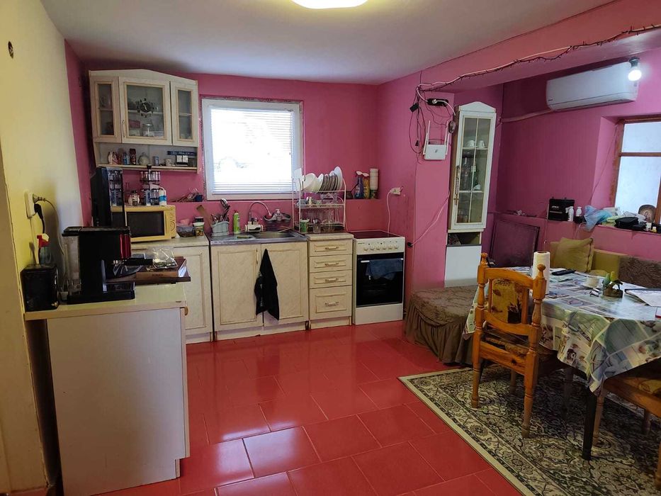 Продава се Къща в Търговище, Въбел - 90 кв.м за 907 €/кв.м - Снимка #3