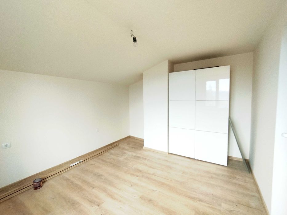 Продава се Къща в с. Рани луг, Област Перник - 102 кв.м за 335 €/кв.м - Снимка #13