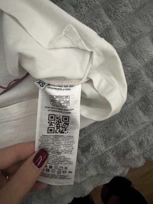 Оригинална тениска Guess