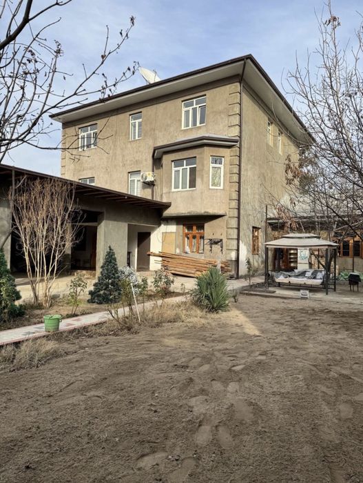 Дом продается 3 этажный
