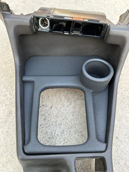 Полка площадка М МКПП BMW E32-34