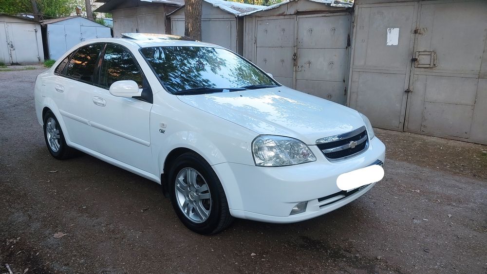 Srochno lasetti sotiladi karobka avtomat