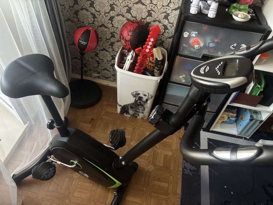 Велотренажер (велоспорт )