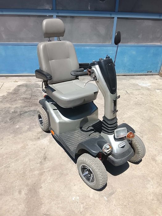 Carucior scuter electric
