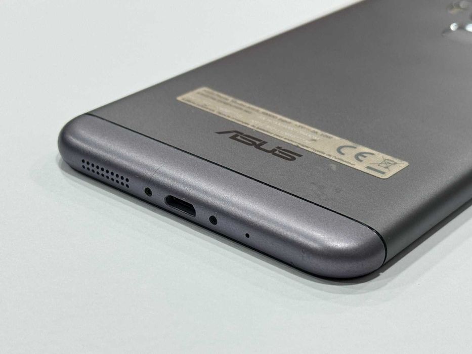 Телефон - Asus Zenfone 3 Max