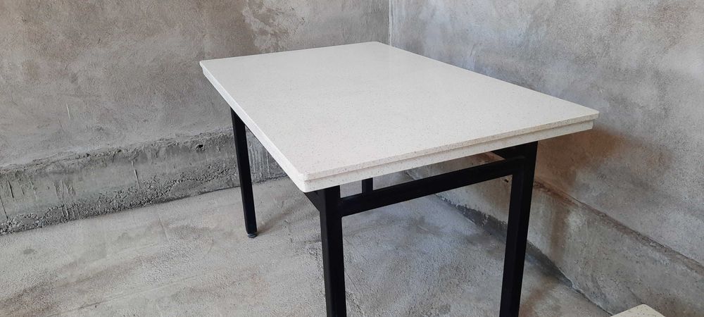 Столешницы,  столы из кварца. Камень. искусственный камень