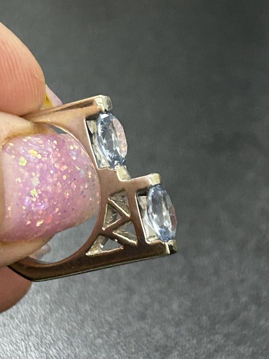 Кольцо белое золото 585