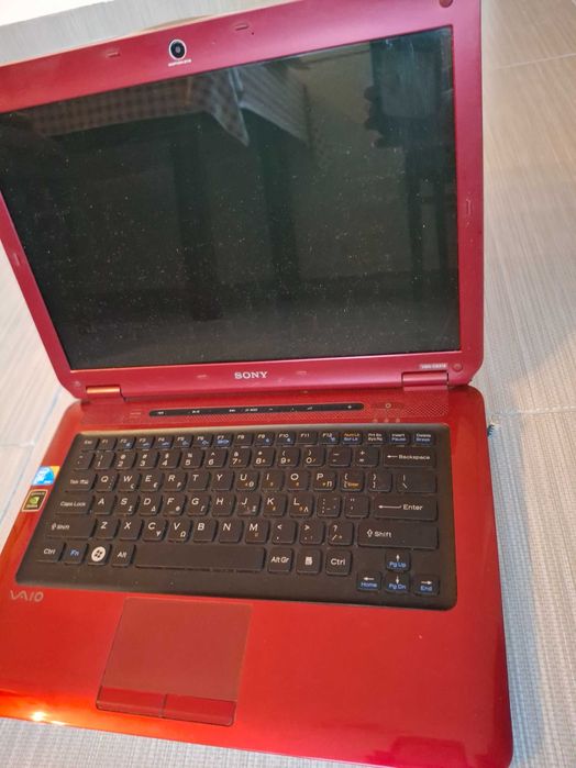 Два лаптопа за части