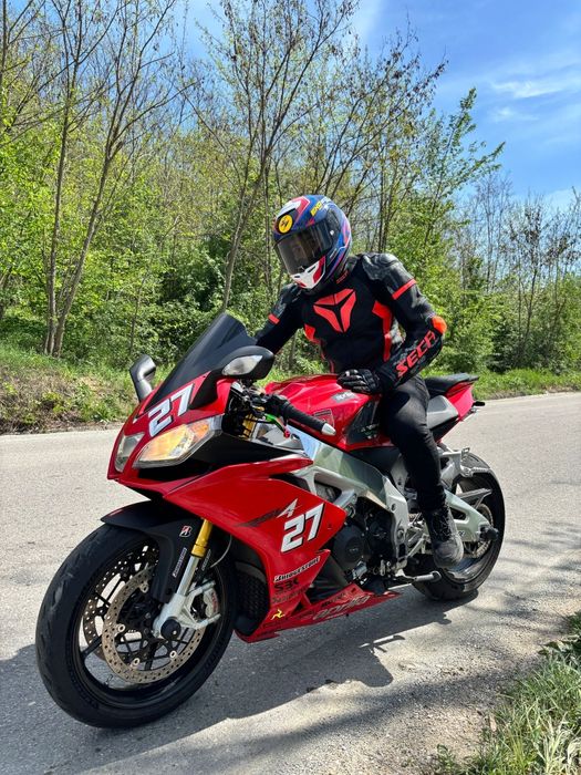 Aprilia rsv4 APRC 2014