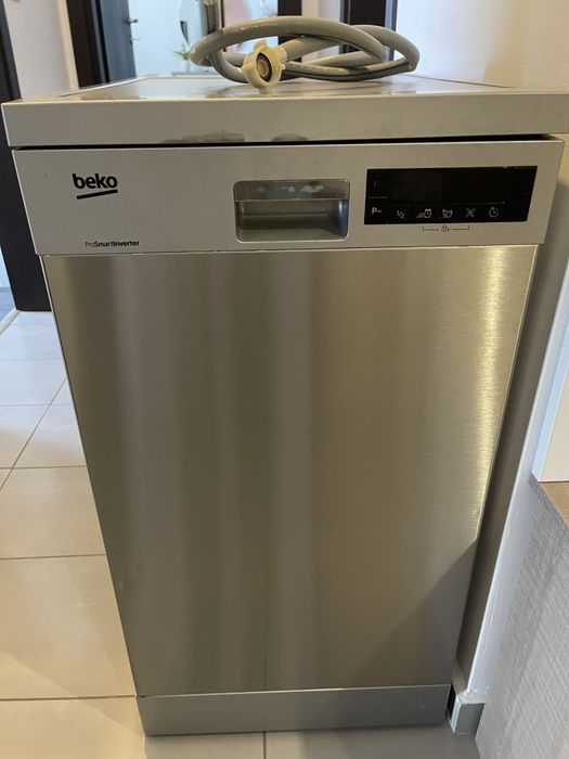Masina de spalat vase Beko
