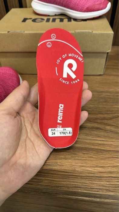 новые Кроссовки Reima