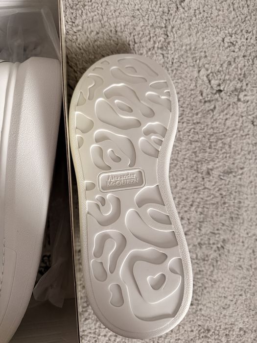 Alexander Mcqueen