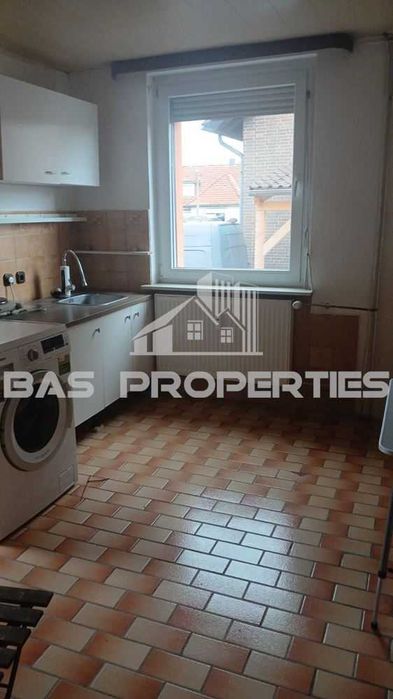 Продава се Къща в София, Център - 280 кв.м за 1500 €/кв.м - Снимка #15
