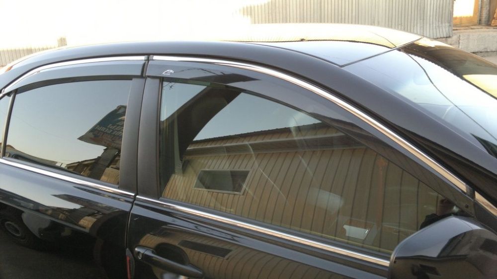Дефлекторы окон (ветровики) Toyota Camry 50/55 с 2011 по 2017