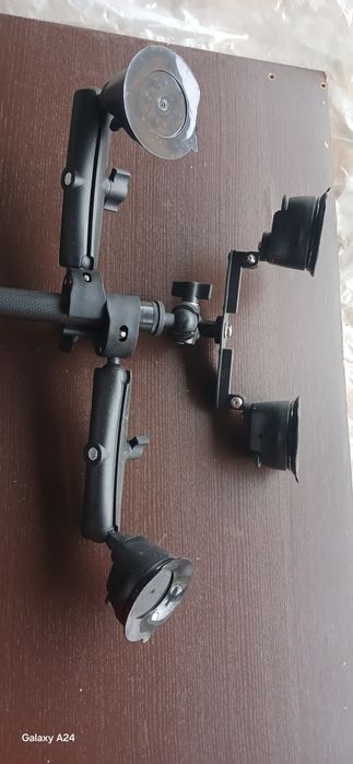 Крепление на авто для камера