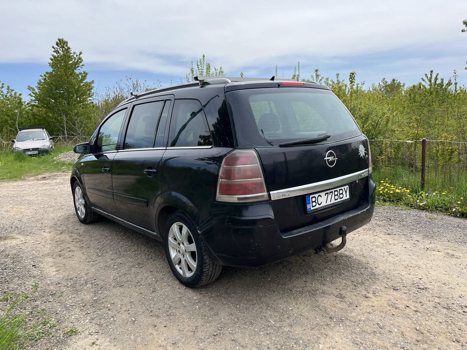 Vand Opel Zafira  / 7 locuri i/ Stare buna/ Spatioasa si confortabila