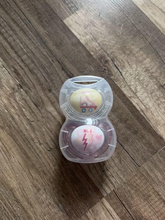 Залъгалки  Nuk, Mam, Bibs