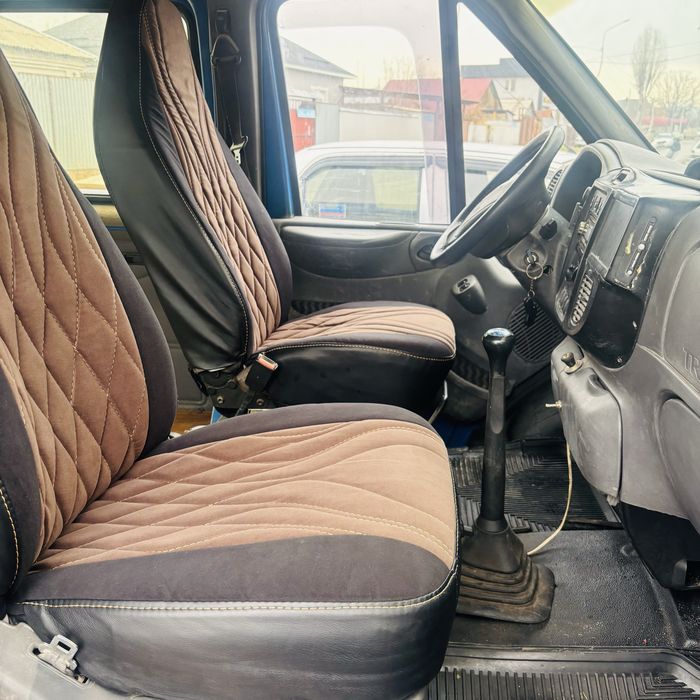 Форд транзит 2002 г 2,4 дизил