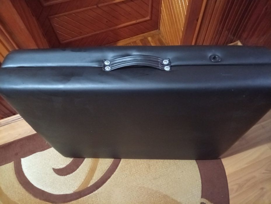 Masa pentru masaj pliabila