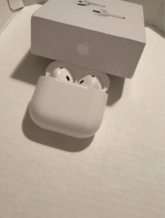Vand Airpods 4 NOI