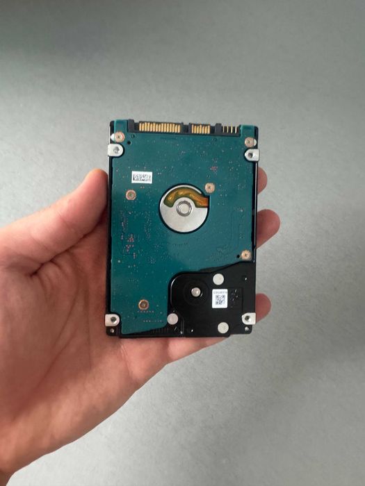 hdd laptop toshiba 1TB -100% cu 100%
