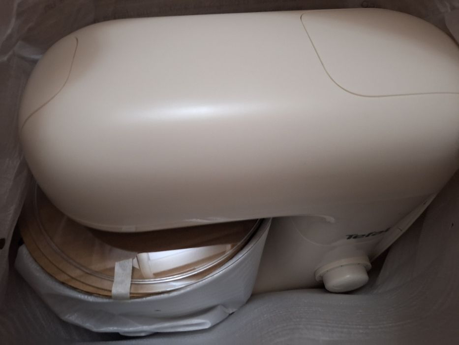Планетарен миксер Tefal QB160138