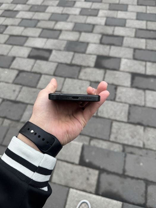 iPhone 15 Pro Black Titanium 256