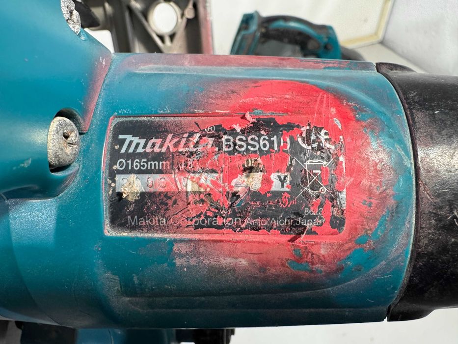 Ръчен циркуляр - Makita 18V li ion (solo)