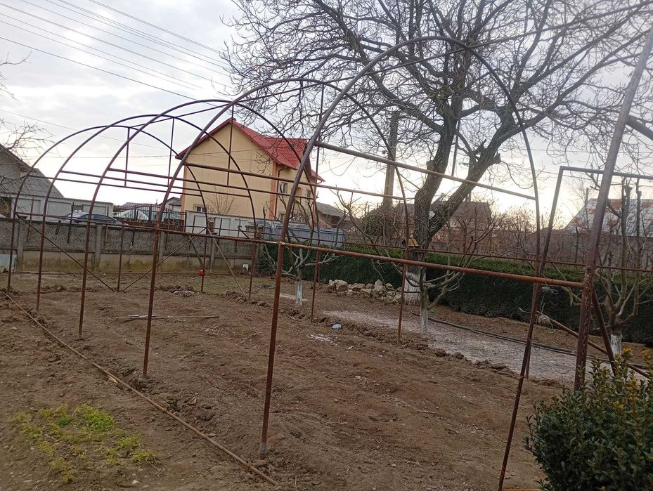 Vand solar gradina 4mx10m - structura metalica solida