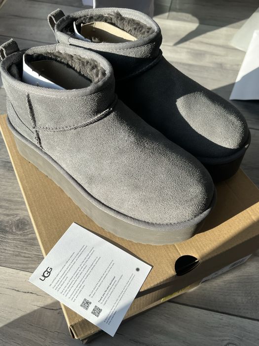 UGG classic ultra mini platform charcoal