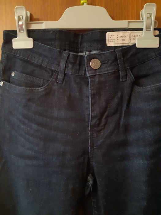 Blugi marimea 34 si 36