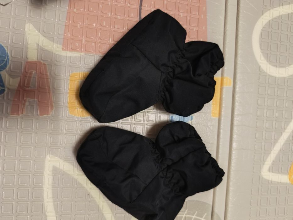 Botoșei impermiabili H&M mărimea 19/21