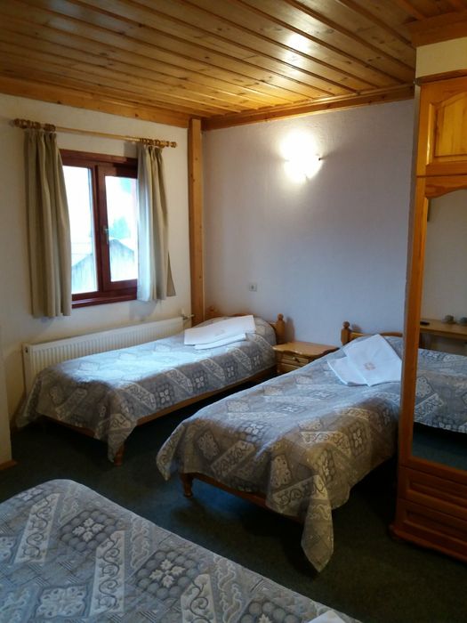 Продава се Къща в с. Стойките, Област Смолян - 405 кв.м за 444 €/кв.м - Снимка #10